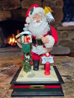Vintage Holiday Creations Animated Musical Santa Figurine "Noel" Light Up